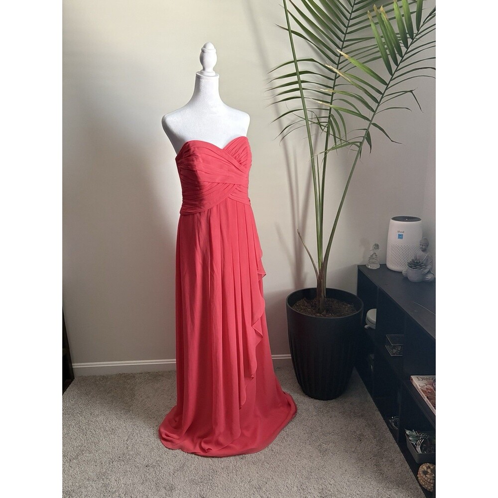 David's Bridal Coral 100% Polyester Sleeveless Bridesmaid Dress Size 10 Regular